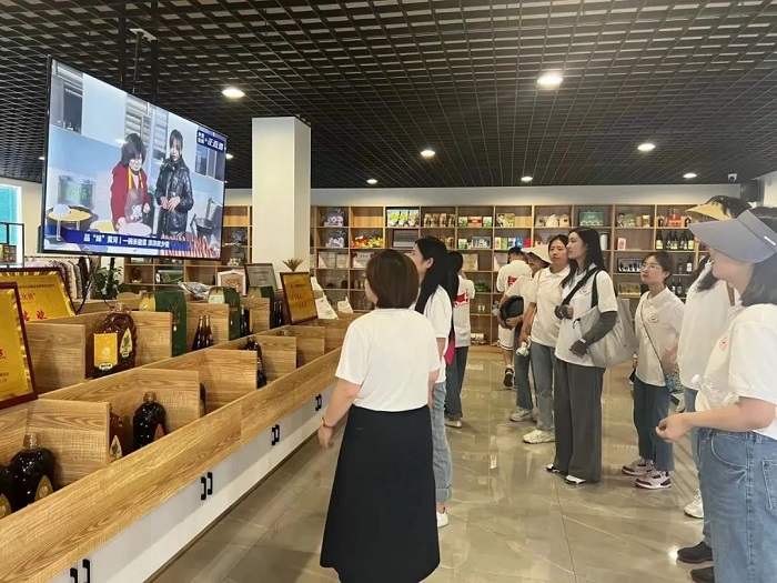 c5e19b2e637c40bfa291932ba33dee39.jpg 1.jpg