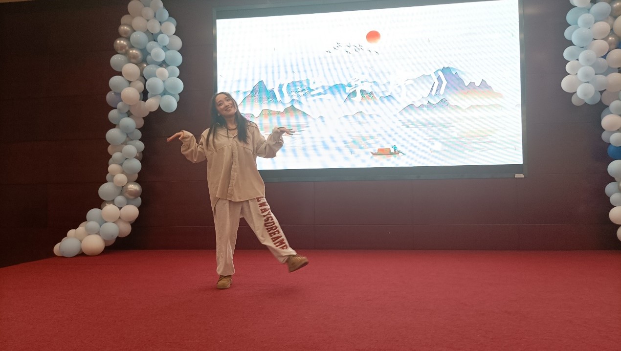 70654fb82cc84b9682885af409bd3b0a.jpg 70654fb82cc84b9682885af409bd3b0a.jpg