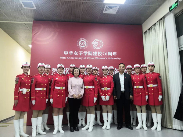 2d6a16a02659453cb298cc277feb887e.jpg 微信图片_20191207205615_副本.jpg