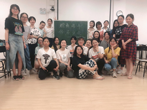 2ae77849161143158c1f21cb32aab26e.jpg 798e4821d882ec3203c84d101884b54_副本.jpg