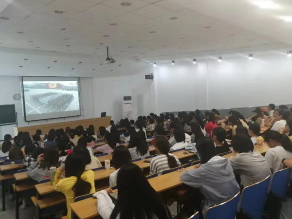 d81ff3a5cb634df1934b962cab0d45e7.jpg 北校区团总支6-3_副本.jpg